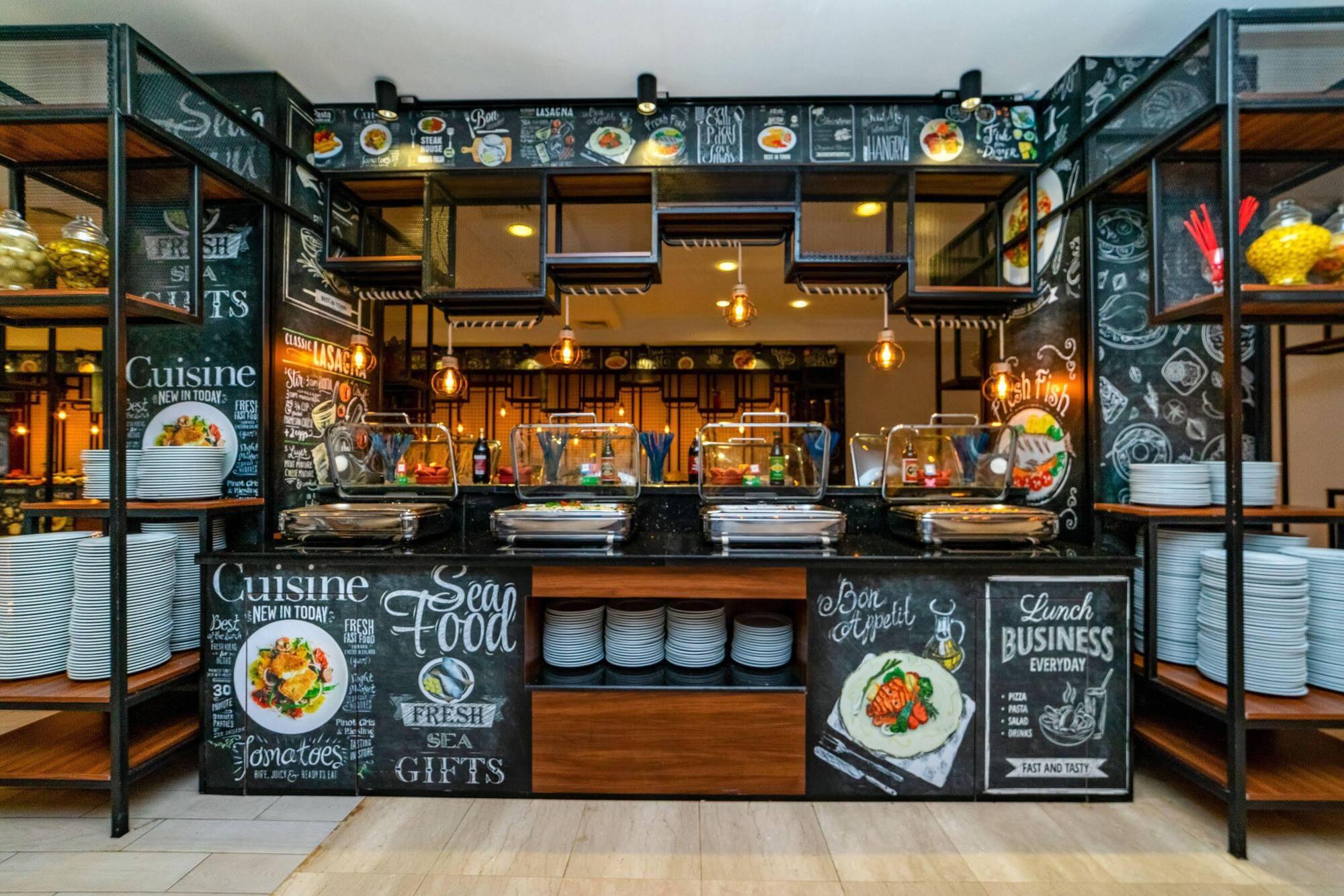 Armas Hotel